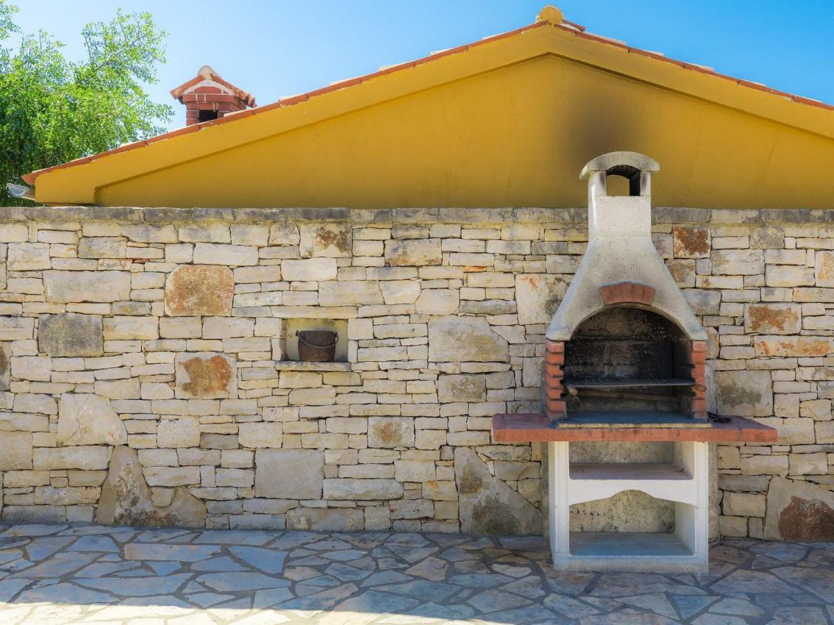 Holiday Home Gracije - Voj515 By Interhome Mednjan Exterior photo